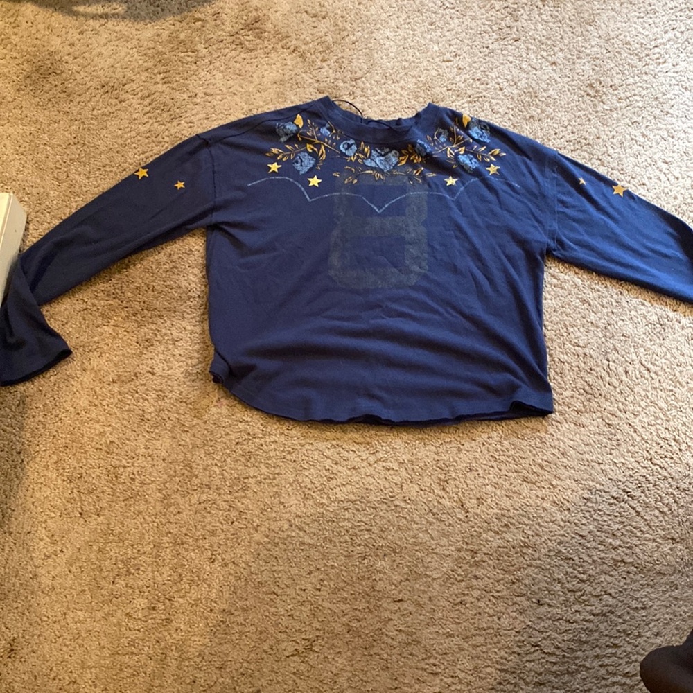 Shirt, loose fitting tee